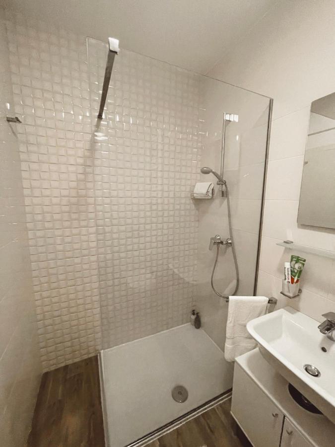 Aura City Apartment Podgorica Exterior foto