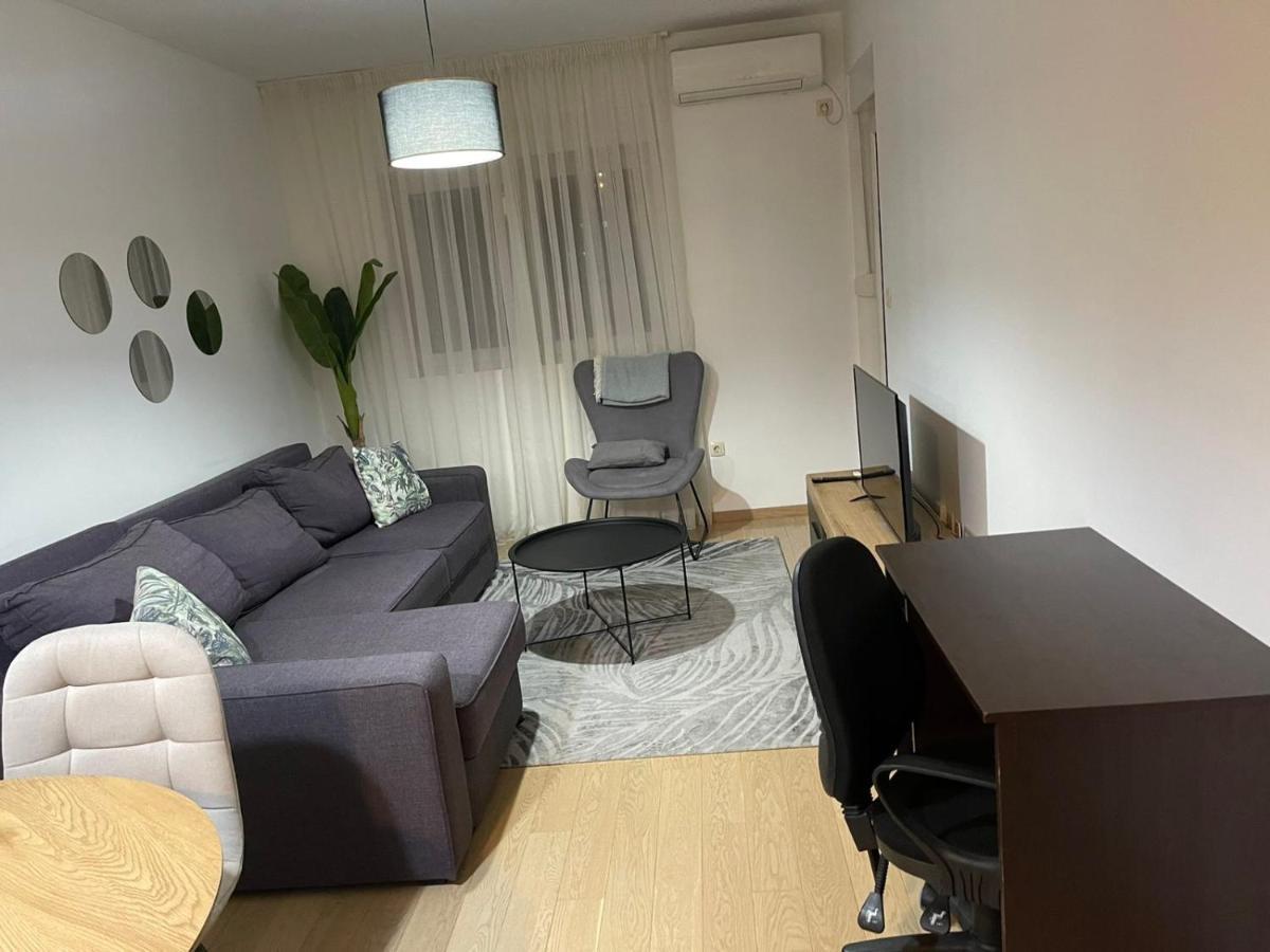 Aura City Apartment Podgorica Exterior foto